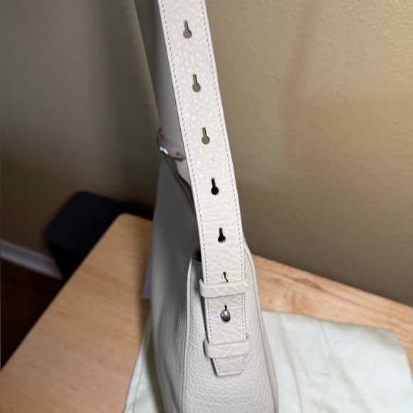 BURBERRY Shoulder Bag with Velvet/Suede Interior & Adjustable Strap - Picture 14 of 16